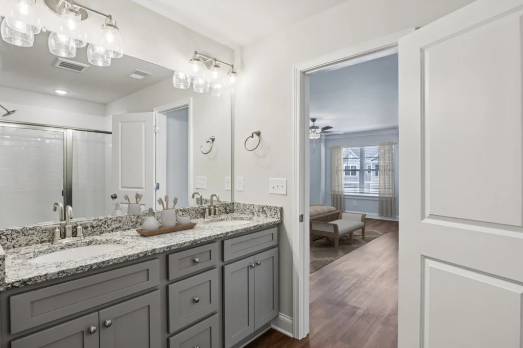 85 web or mls Stately Oaks Ct S1309 19 028