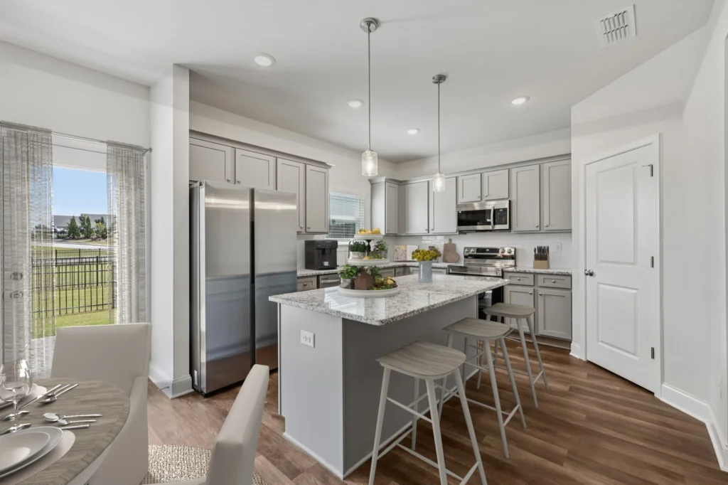 Poplar Row Apartments in Hoschton kitchen